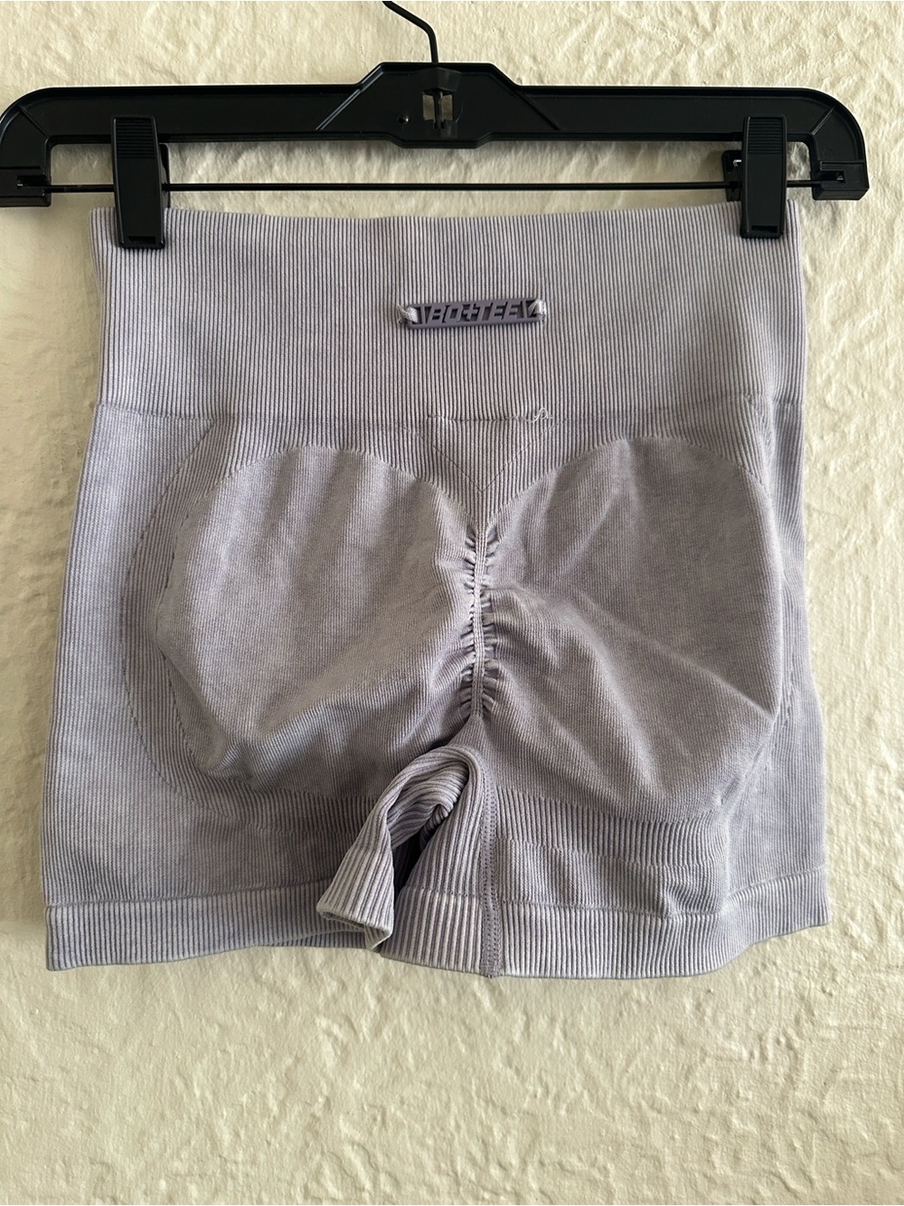 Bo + Tee Light Gray Ribbed Seamless Ruched Athletic Shorts Medium